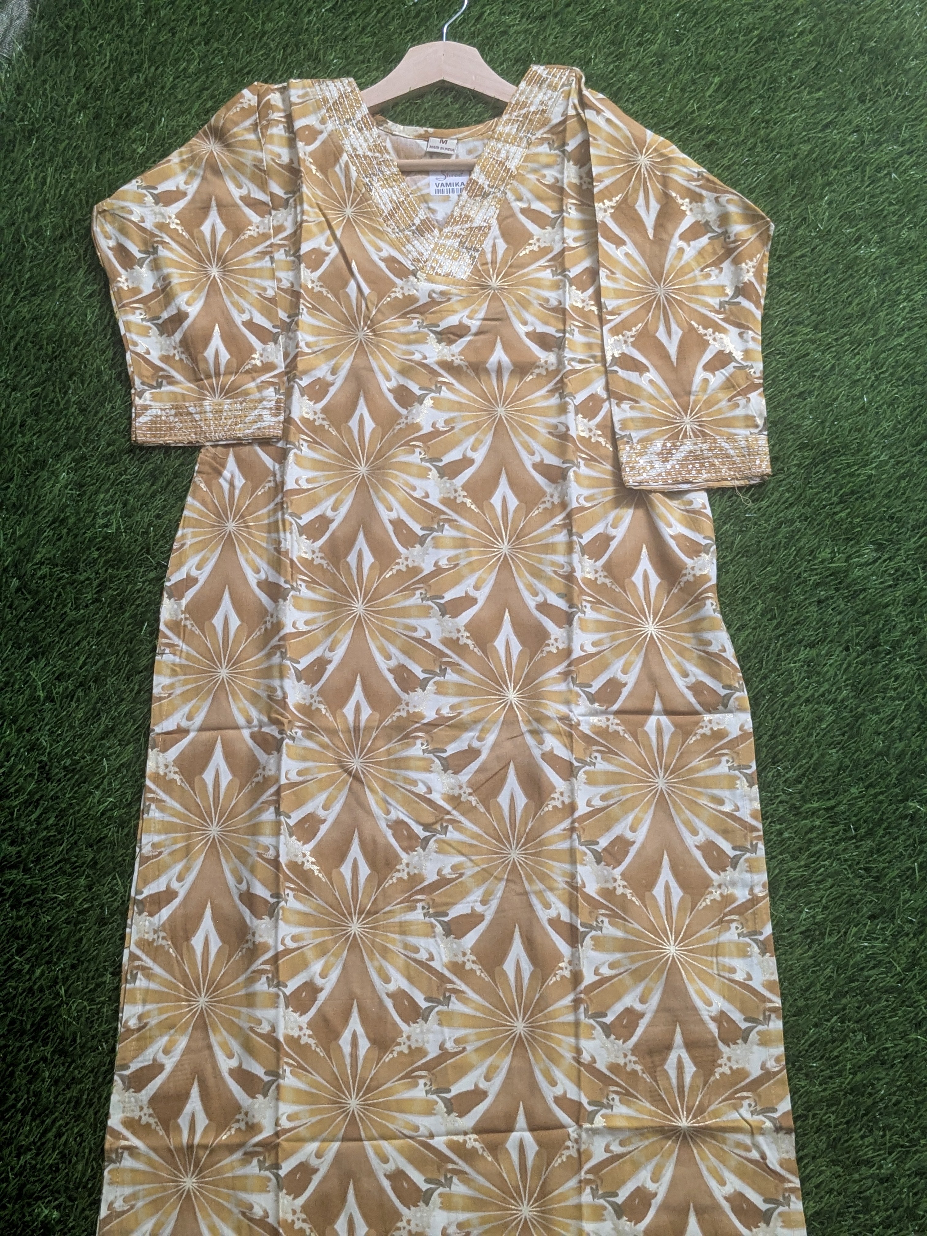 Simple and Elegant Dailywear Kurtis